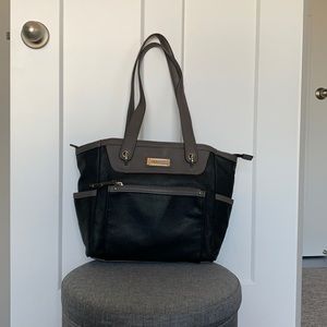 Grey and black tote!